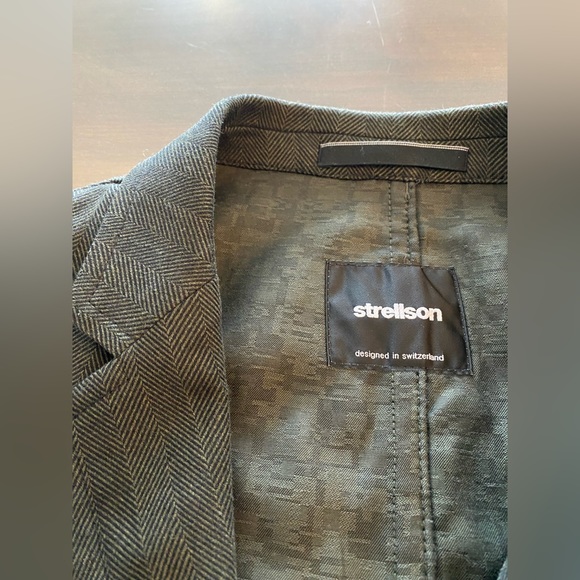 Sport coat blazer designed in Switzerland by Strellson - Picture 2 of 12